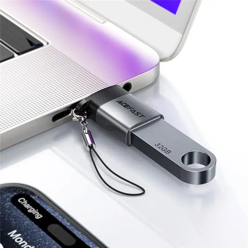 ACEFAST J7 Type-C to USB 3.0 OTG Connector View