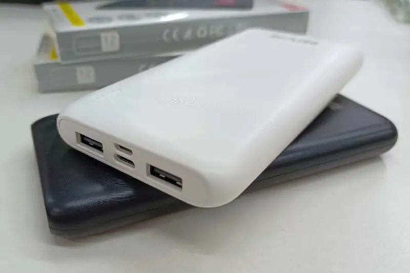 AIVR Y126 10000mAh Portable Power Bank