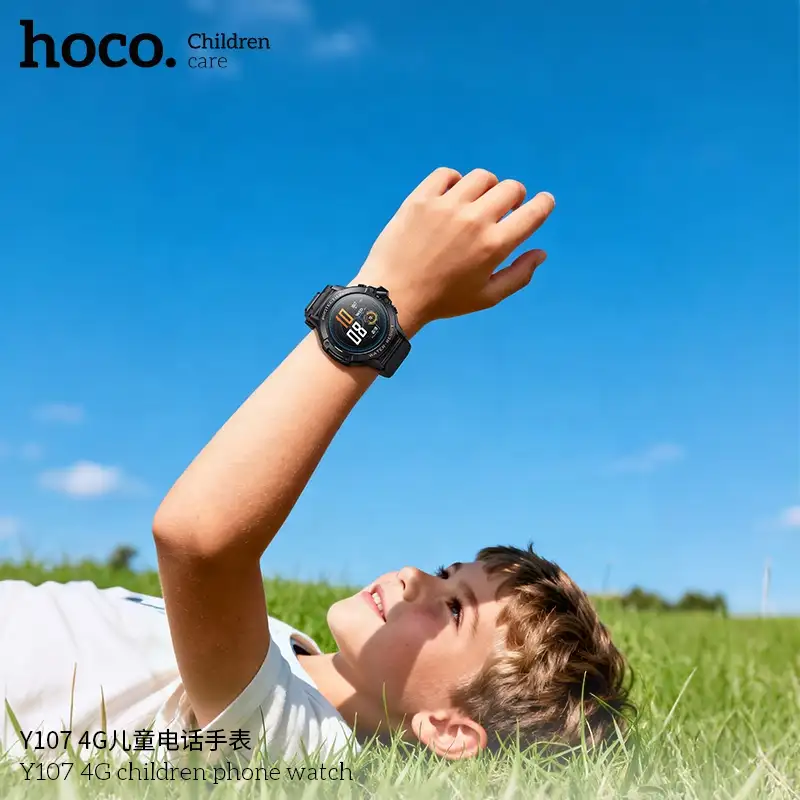 Compact smart watch ideal for children’s safety and fun