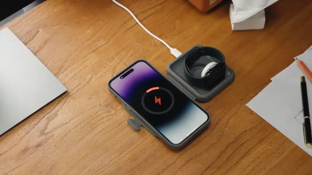Momax Q.Mag Go 15W 2-in-1 MagSafe Wireless Charger
