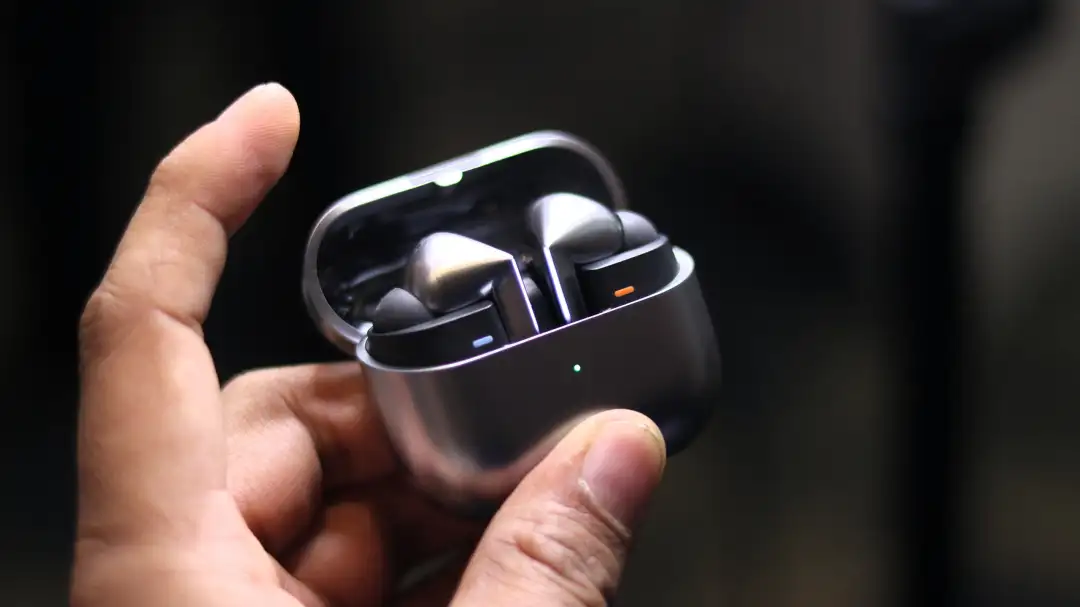Galaxy Buds 4 Pro wireless earbuds for immersive sound