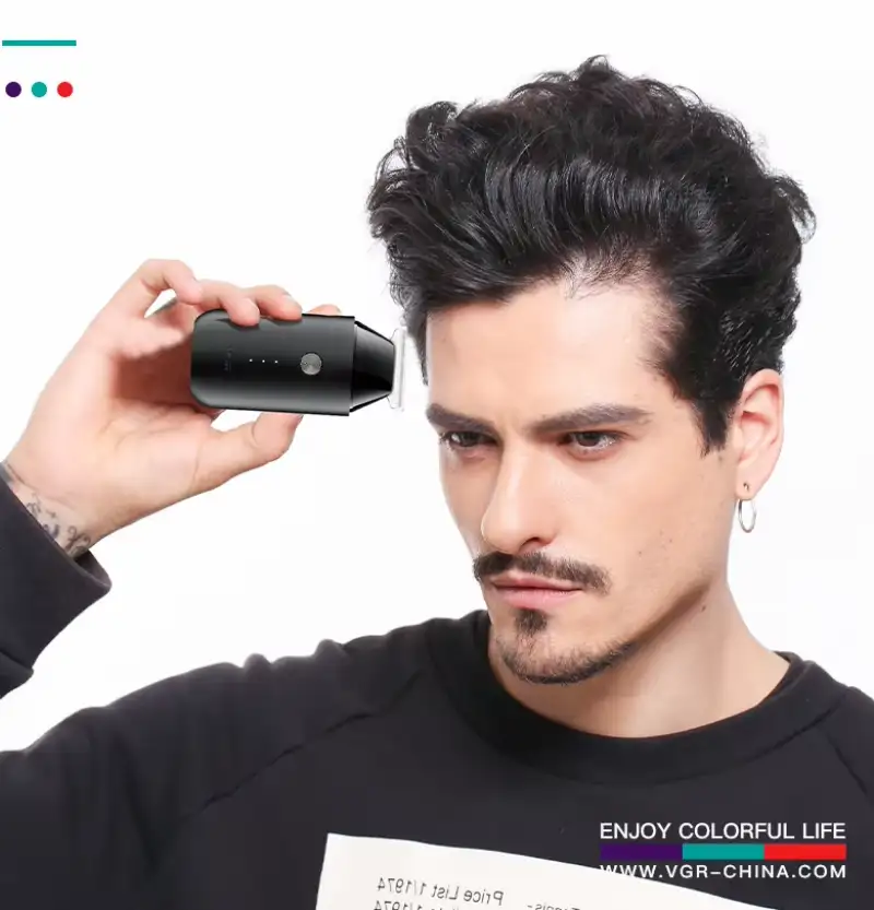 VGR V-932 Trimmer accessories and charging