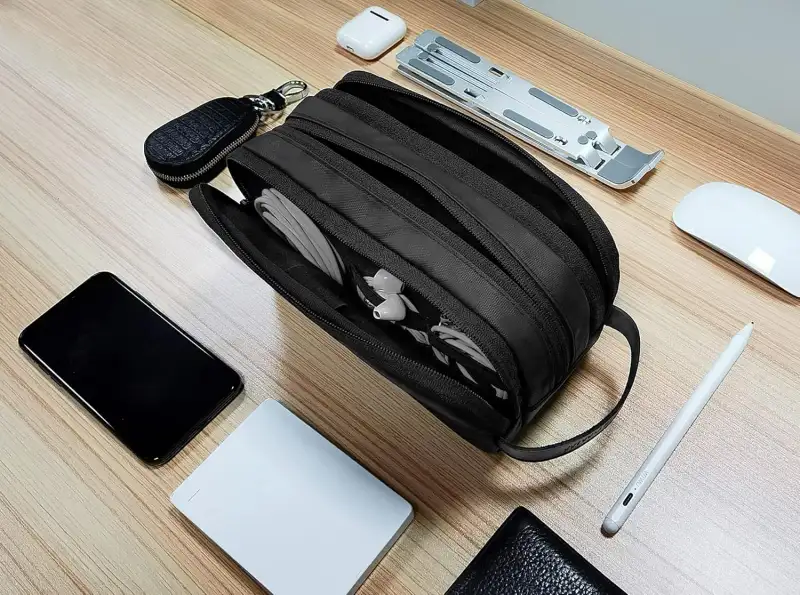 WiWU Salem Travel Pouch Big Capacity 3 Layer Daily Accessories