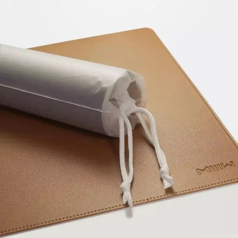 Smooth and stylish Xiaomi MIIIW PU leather mouse pad