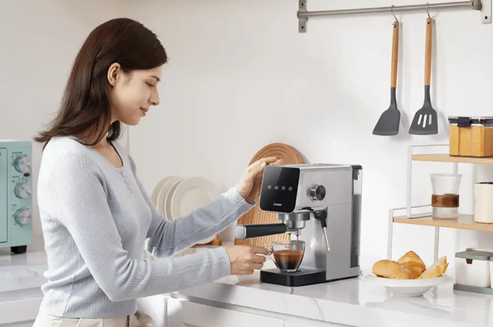 Compact Xiaomi semi-automatic espresso maker for kitchen countertop use