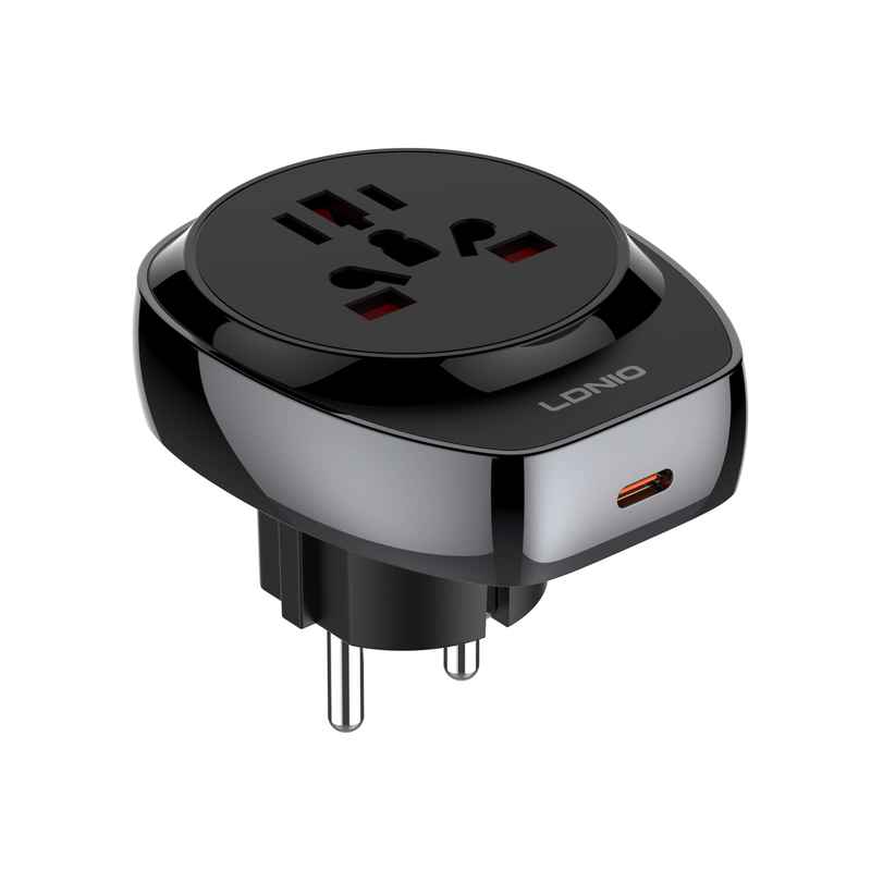 LDNIO Z10 Universal Travel Adapter with 20W USB-C Charging