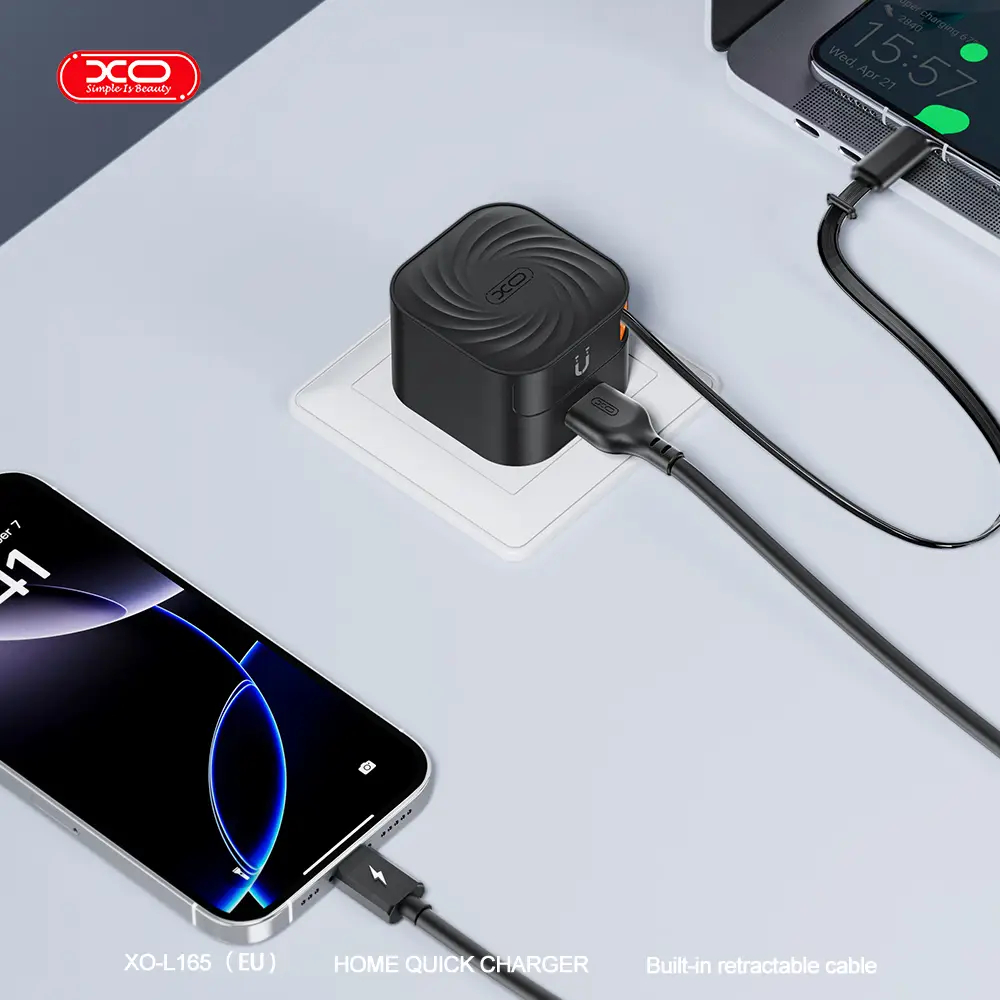 XO L165 fast charger retractable cable design compact charging adapte